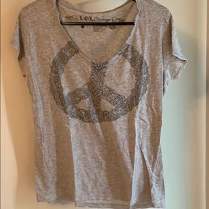 Gray Short Sleeved Scoop Neck T-Shirt